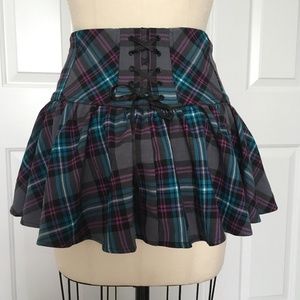 Candie's Skirts - Candie’s Juniors Plaid Mini Skirt Candie's Skirts - Candie’s Juniors Plaid Mini Skirt